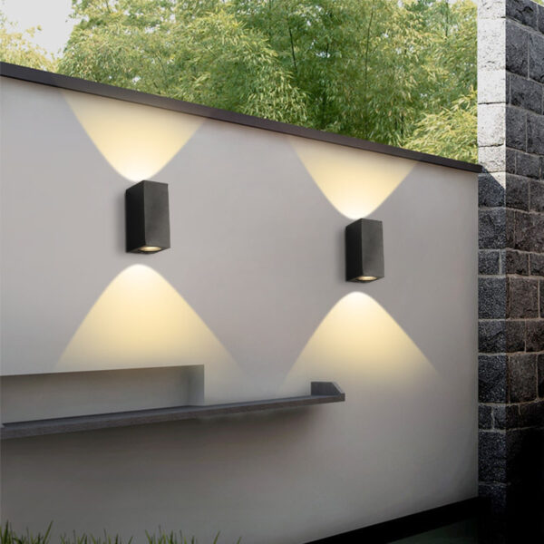 Villa outdoor balcony aisle LED waterproof wall lamp - Image 2